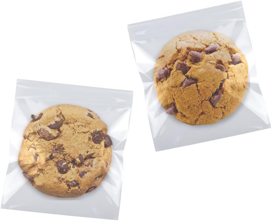 SUREHOME Cookie Bags with Seal, 200 Pcs 5x6 Inch Clear Self Sealing Cellophane Bags for Cookie Packaging Resealable Cello Treat Bag Plastic Individual Cookies Bag for Gift Giving Favors Candy Wrappers