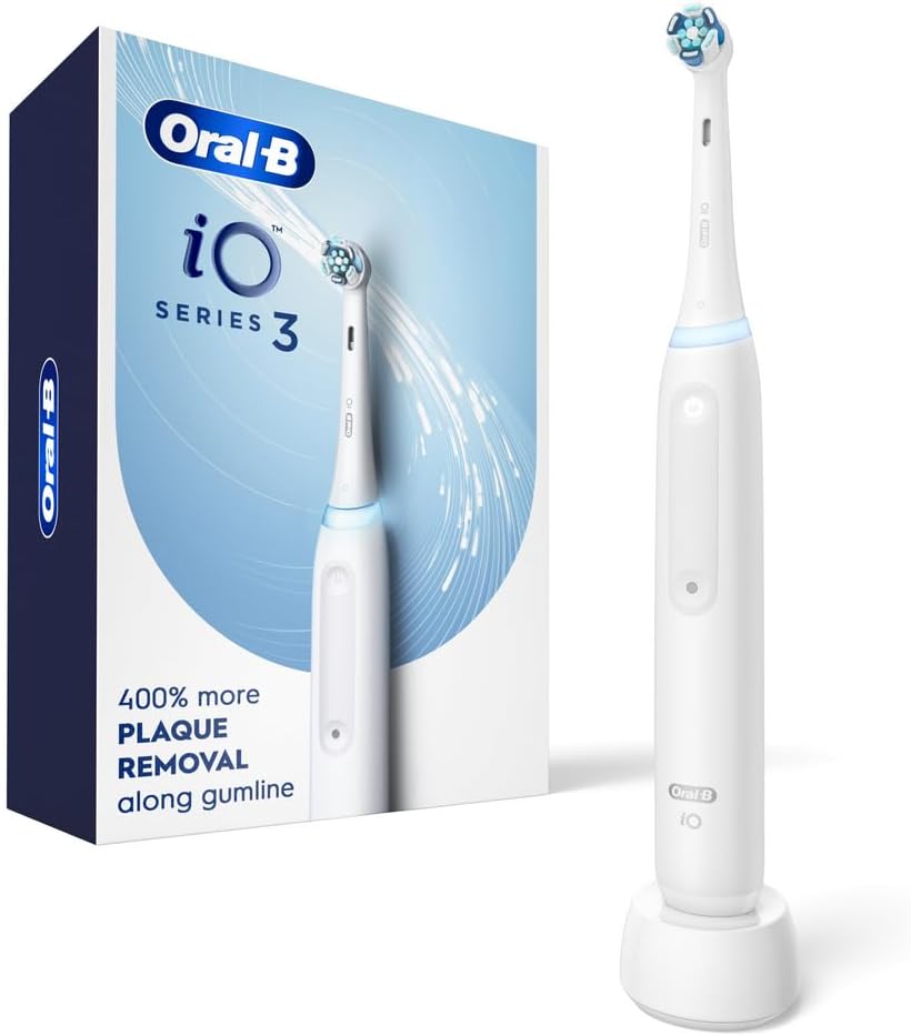 Oral-B Rechargeable Electric Toothbrush, iO3 Clean & Protect, 3 Cleaning Modes, Visible Pressure Sensor, White