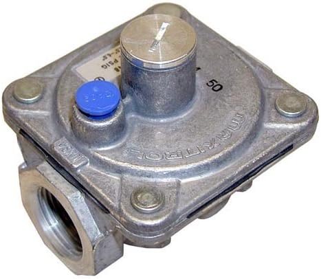 Maxitrol RV48L Liquid Propane Pressure Regulator, 3/4" FPT Thread, 1" In and Out Opening, 1/2 PSIG In, 5"-12" WC Out