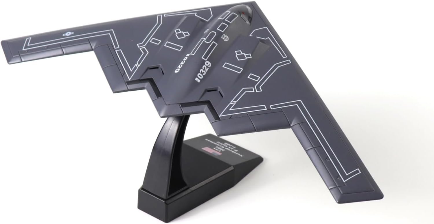 NUOTIE B-2A Spirit 1/200 Metal Bomber Model Kits with Stand Stealth and Strategic Bomber Diecast Alloy Airplane Model Pre-Build Military Aircraft Collection(USAF Spirit of Missouri)