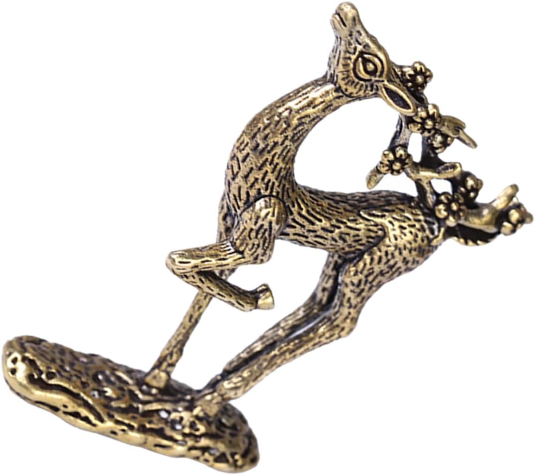 ULTECHNOVO Solid Brass Deer Ornament Small Desktop Sika Deer Statue with Stable Flat Base Creative Copper Animal Adornment for Home Office Decor