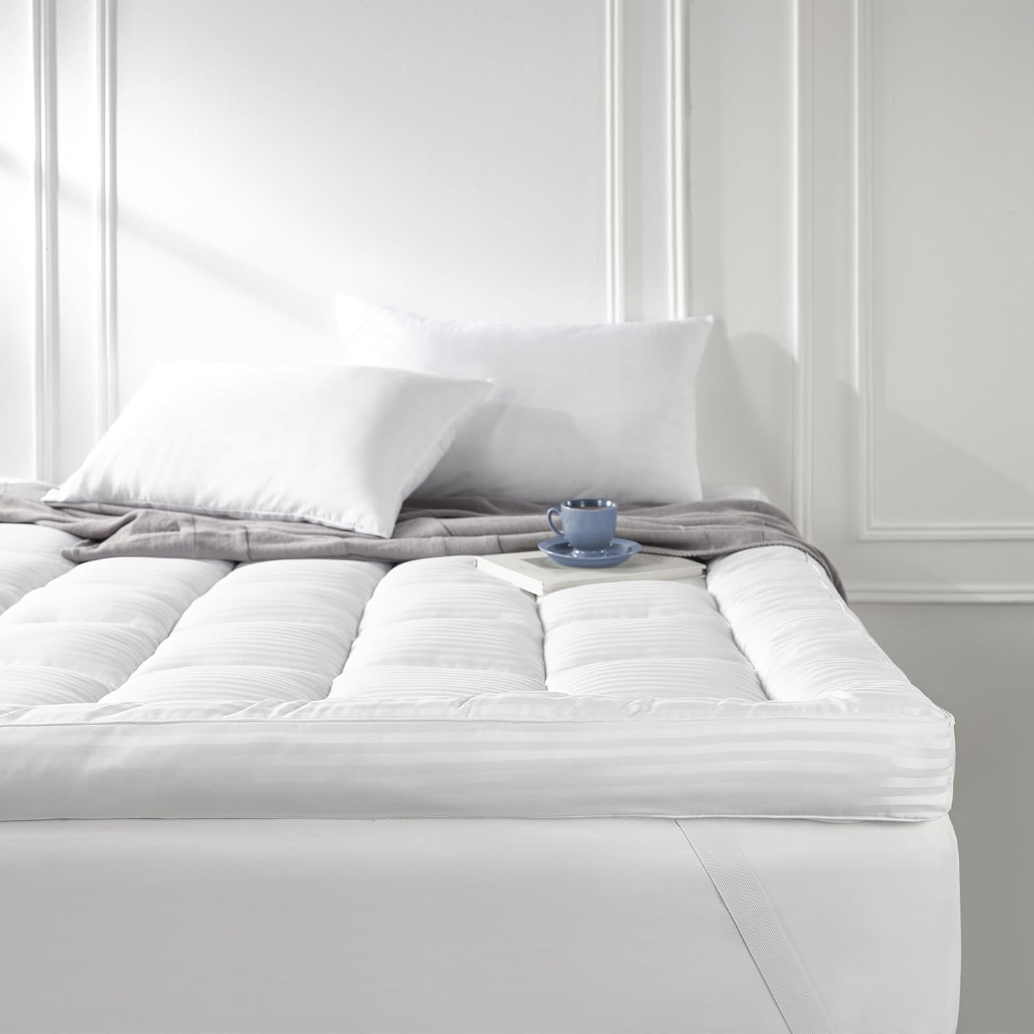 Snuggledown Hotel Mattress Topper Kingsize Bed - 10cm Extra Deep Box-Quilted Bed Topper for 5-Star Comfort, Ultra-Soft & Breathable, Non-Allergenic, Elasticated Straps, 2-Year Guarantee (150 x 200cm)