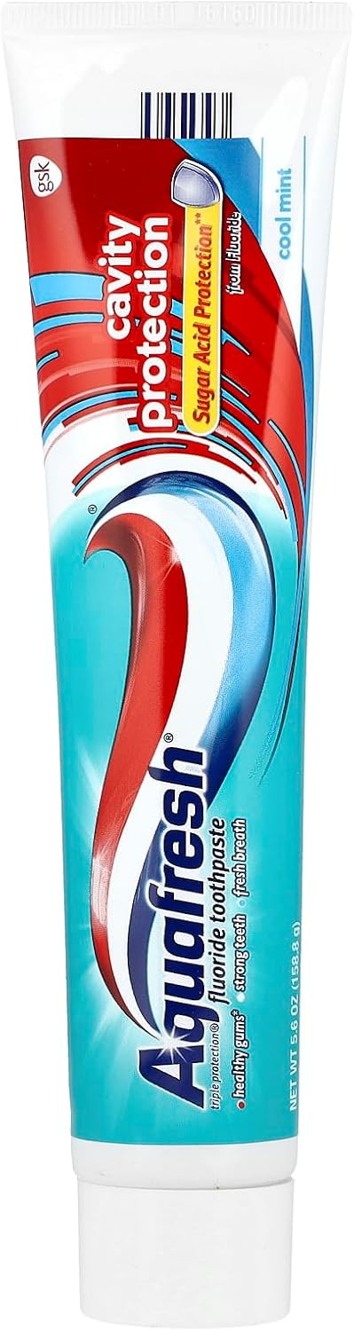 Aquafresh Cavity Protection Fluoride Toothpaste, Cool Mint 5.6 oz (Pack of 12)