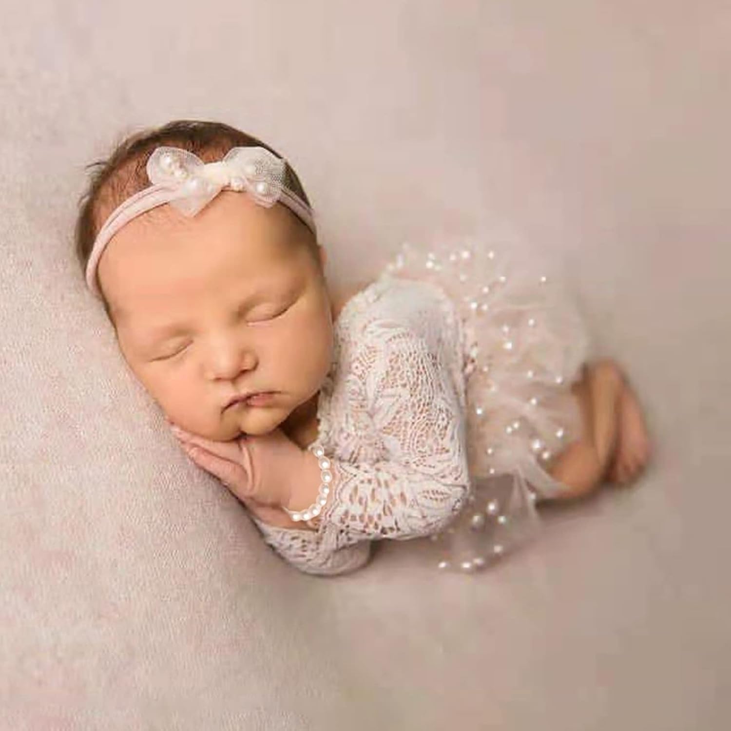 SPOKKI 5 Pcs Newborn Baby Cute Pearl Lace Rompers Photography Props with Tutu Skirt Pearl Headband Bracelet, White Newborn Photography Outfits Girl for Photoshoot