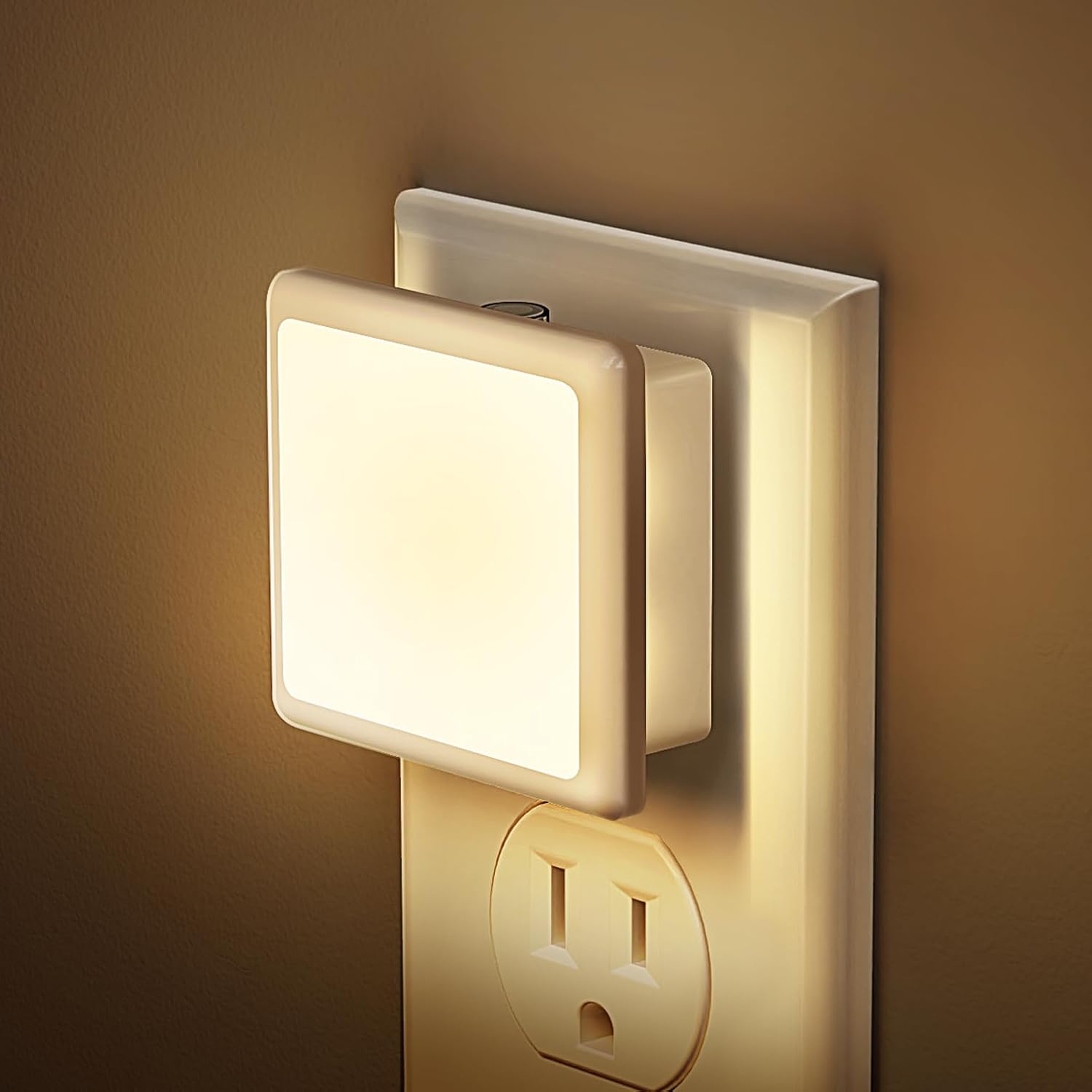 JandCase Night Lights Plug into Wall 2 Pack, Plug in Night Light with Dusk-to-Dawn Light Sensor, 3000K Soft White 0.3W, LED Nightlight for Bathroom, Adult, Hallway
