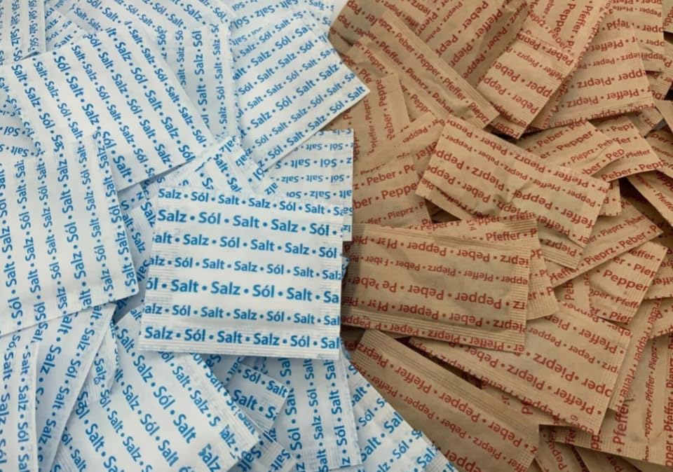 50 salt + 50 pepper sachets 100 in total.CRACKED BLACK PEPPER