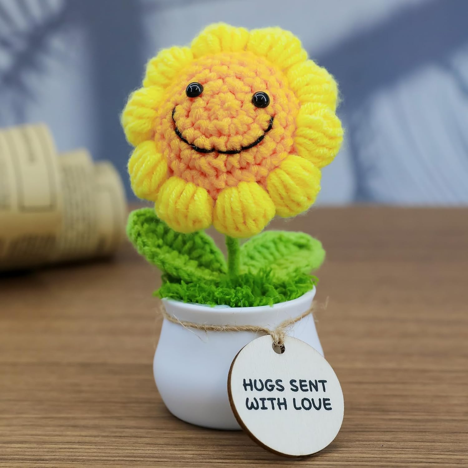 MSEHKM Encouragement Crochet Flowers with Positive Wooden Affirmations Handmade Artifical Flower Decor Ideal for Birthday/Christmas/Thank You Present (Gold Sunflower, HUGS Sent with Love)