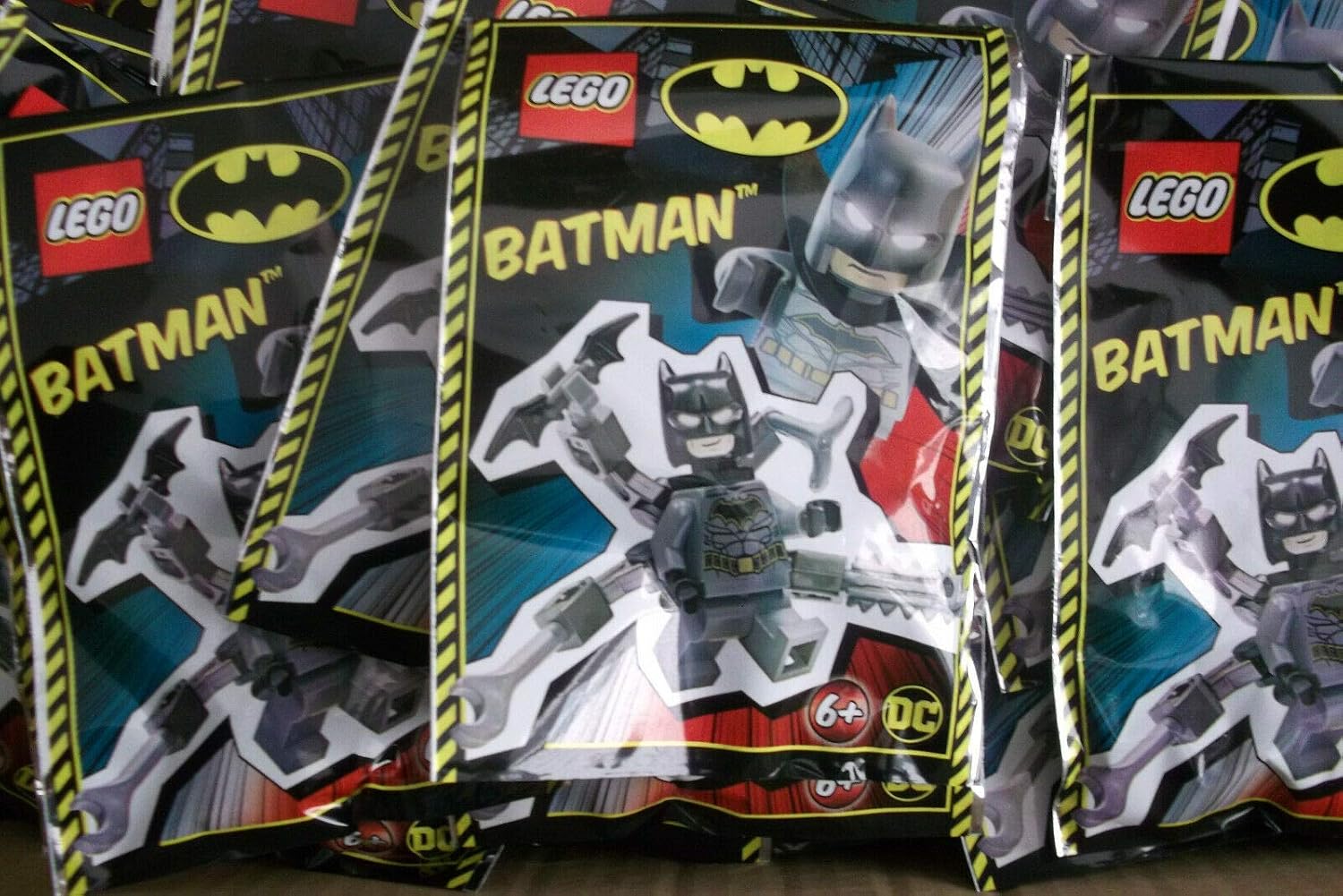 LEGO Batman Foil Packet 212010 Figure Sealed