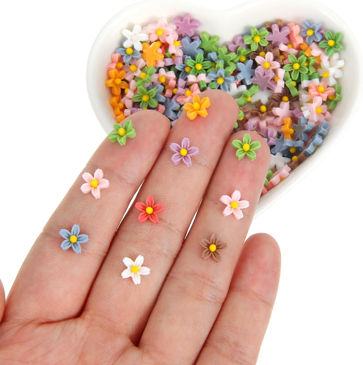 QFGasre 200PCS Mini ​Plastic Daisy Flowers Dollhouse Miniature ​Plastic Flowers for Crafts Tiny Things for Fairys Garden Dollhouse Micro Landscaping