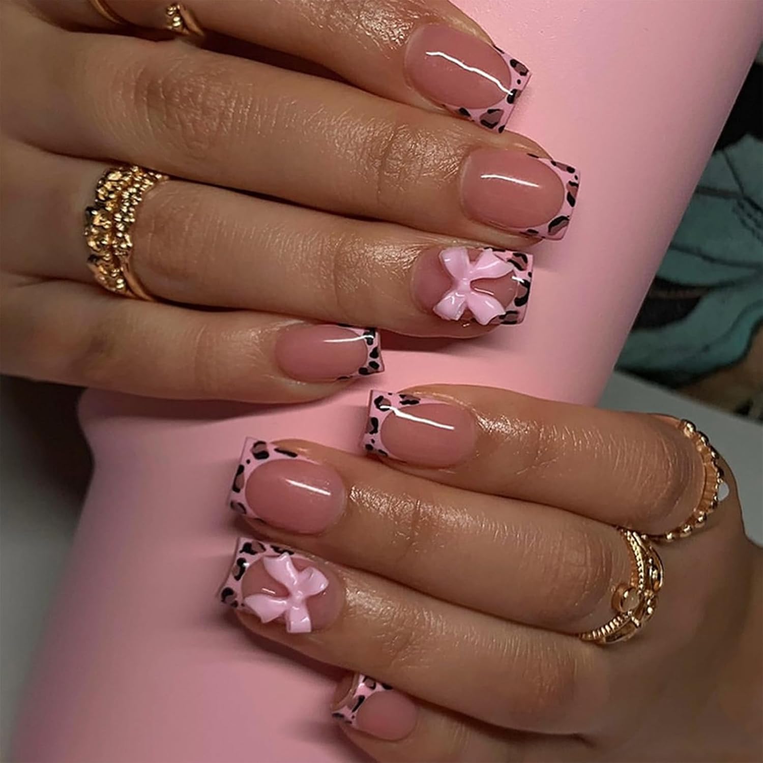 French False Nails Short - 24Pcs Pink French Tip Press On Nails Square with Leopard 3D Bow Desgin, Cute Acrylic Full Cover Fake Nail Stick on Nails for Women Girls Valentines Nails Art