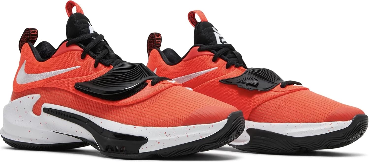 Nike Mens Zoom Freak 3 Knit Performance Basketball Shoes