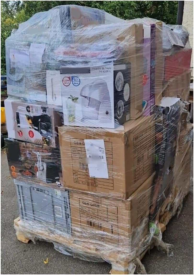 Returns Pallets for Sale UK,4-35 pieces assortment containing unsold surplus appliances in 2025
