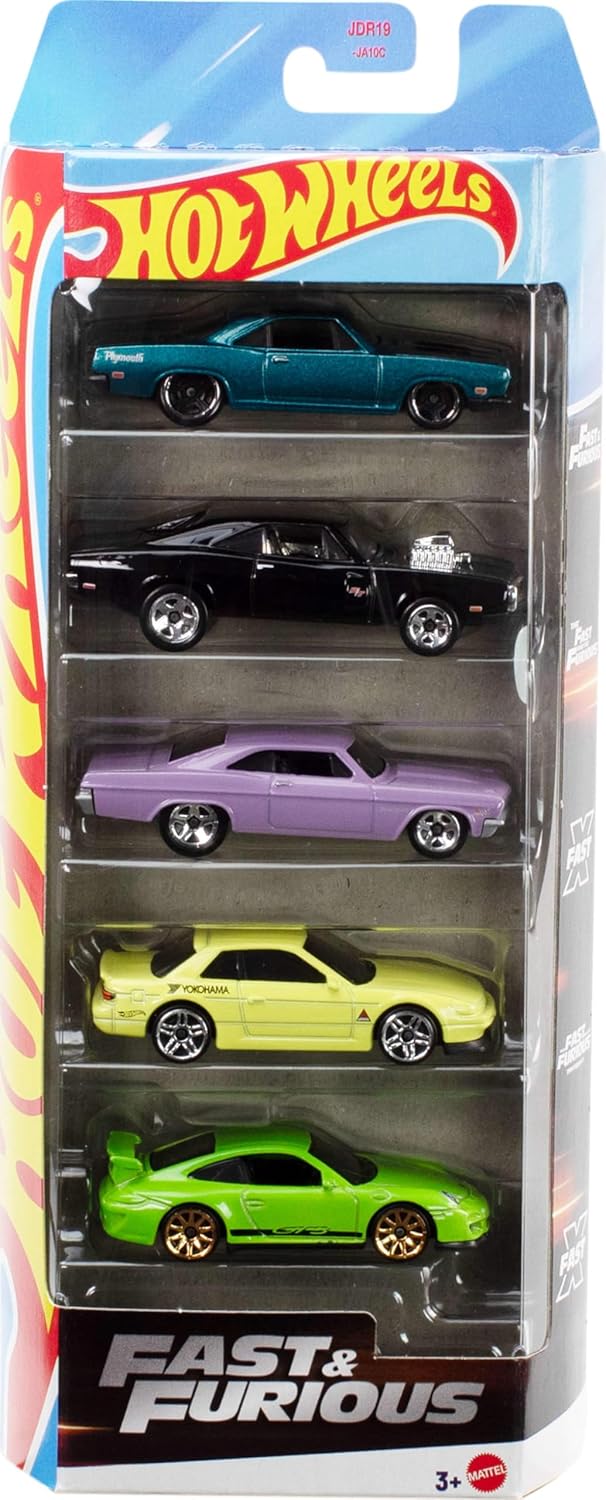 Hot Wheels Fast & Furious Toy Cars, Set of 5 1:64 Scale Die-Cast Vehicles Inspired by & Seen in The Fast Movies