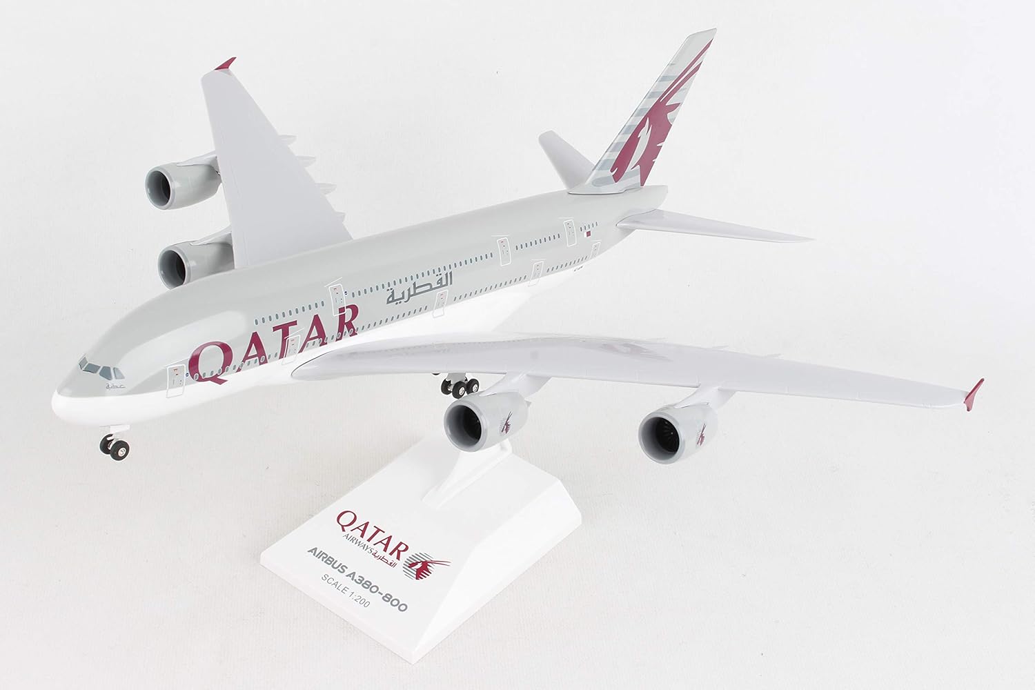 Skymarks Daron Qatar A380 1/200 w/Gear (SKR1062)