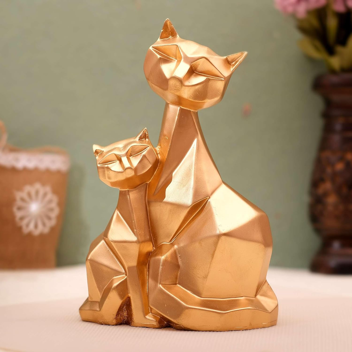 Dhanraj Traders Ltd Handcrafted polyresin Cat Family Decorative Showpiece for Home Office Hotel Desktop Decoration dcor Sculpture Animal Figurine Items