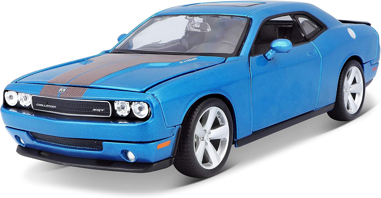 Maisto 1:24 Scale 2008 Dodge Challenger SRT8 Diecast Vehicle (COLORS VARY) , Blue