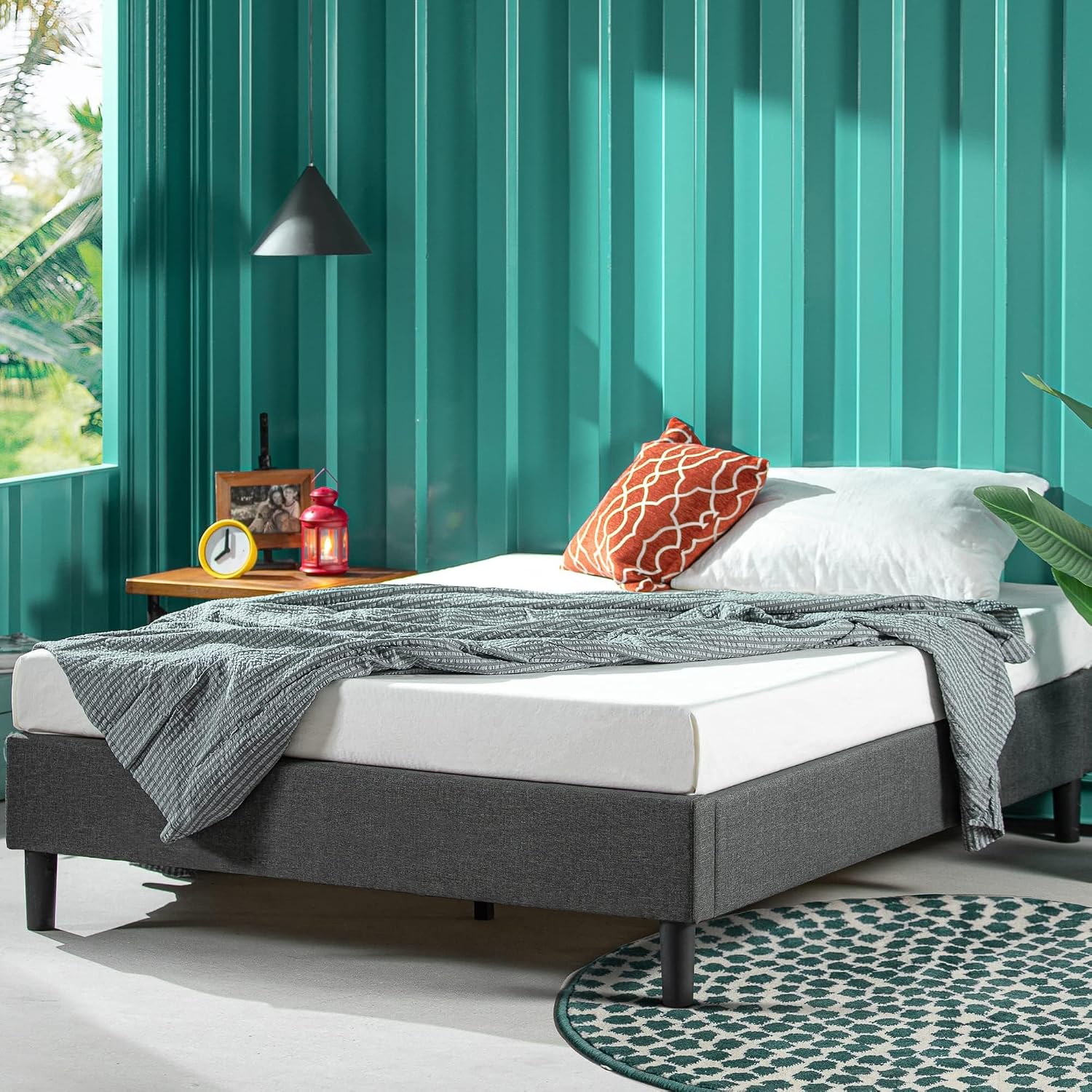 Zinus Curtis Upholstered Bed Frame | Double 135x190 cm | 35 cm High | Wood Slat Support | Easy Assembly | Grey