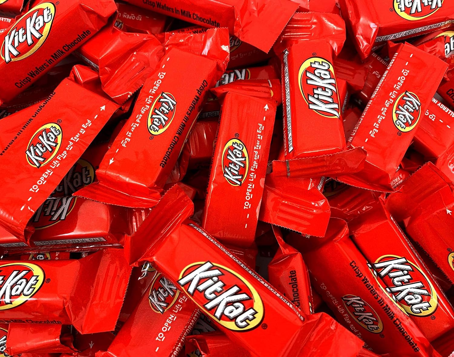 Kit Kat Miniatures – 2 LB Bulk Candy Bag (~60 Pieces) – Individually Wrapped Milk Chocolate Wafer Bars – Bulk Party Candy, Office Snacks, Baking, Dessert Topping & Gifting