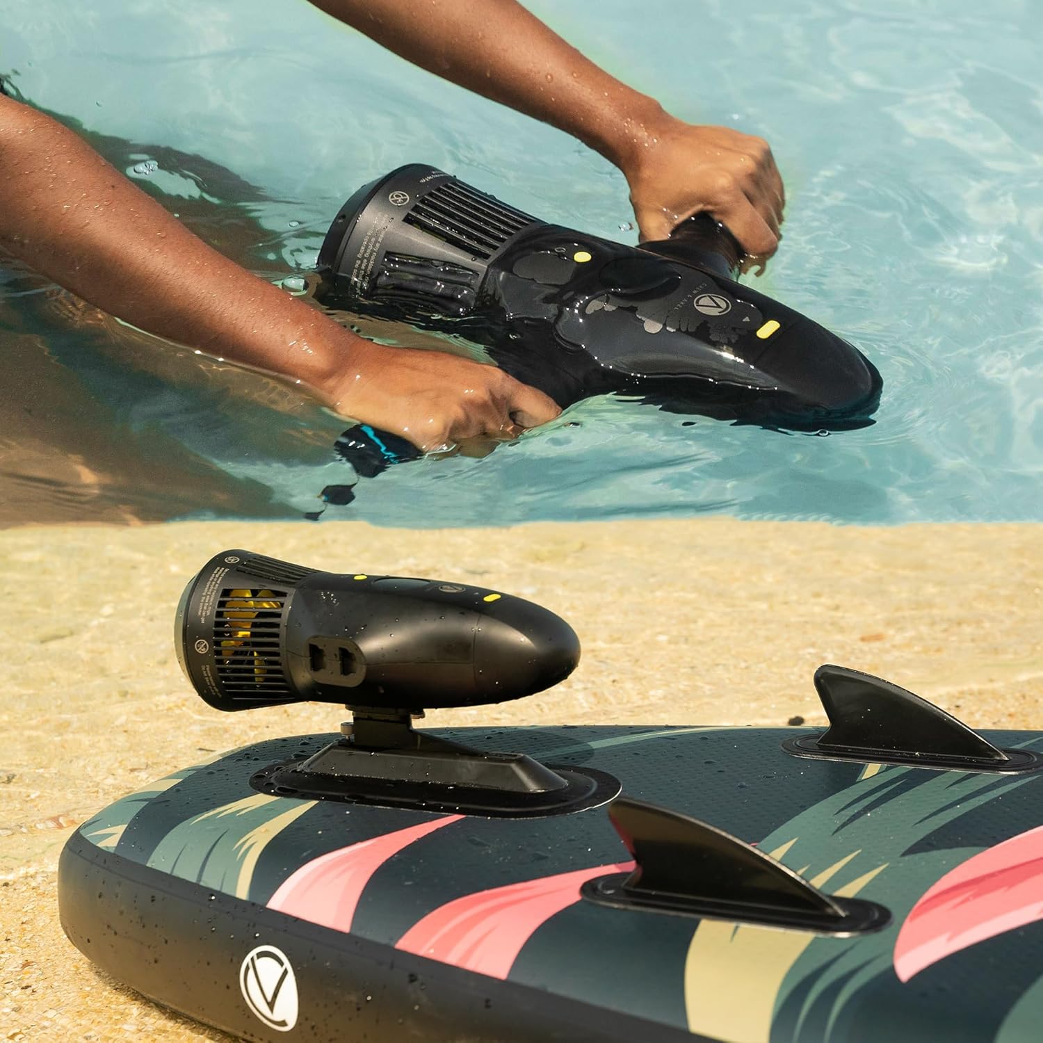 Crew & Axel Underwater Scooter 2-1 for Paddle Boards & Scuba Snorklering Swimming - Paddle Board Motor - Paddle Board Scooter - 4500Mah Battery 3 Speeds