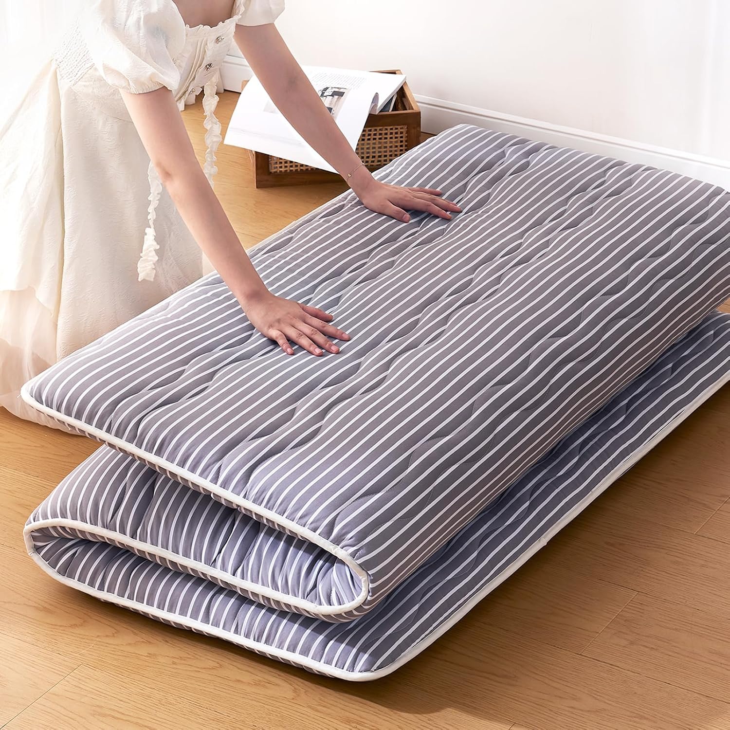 jzbearapt Premium Foam Japanese Floor Mattress Futon Mattress,100% High Density Comfortable Foam, Sleeping Pad, Portable Kids Adults Sleeping Mats for Guest Room, Dormitory, Twin (80" X 39")