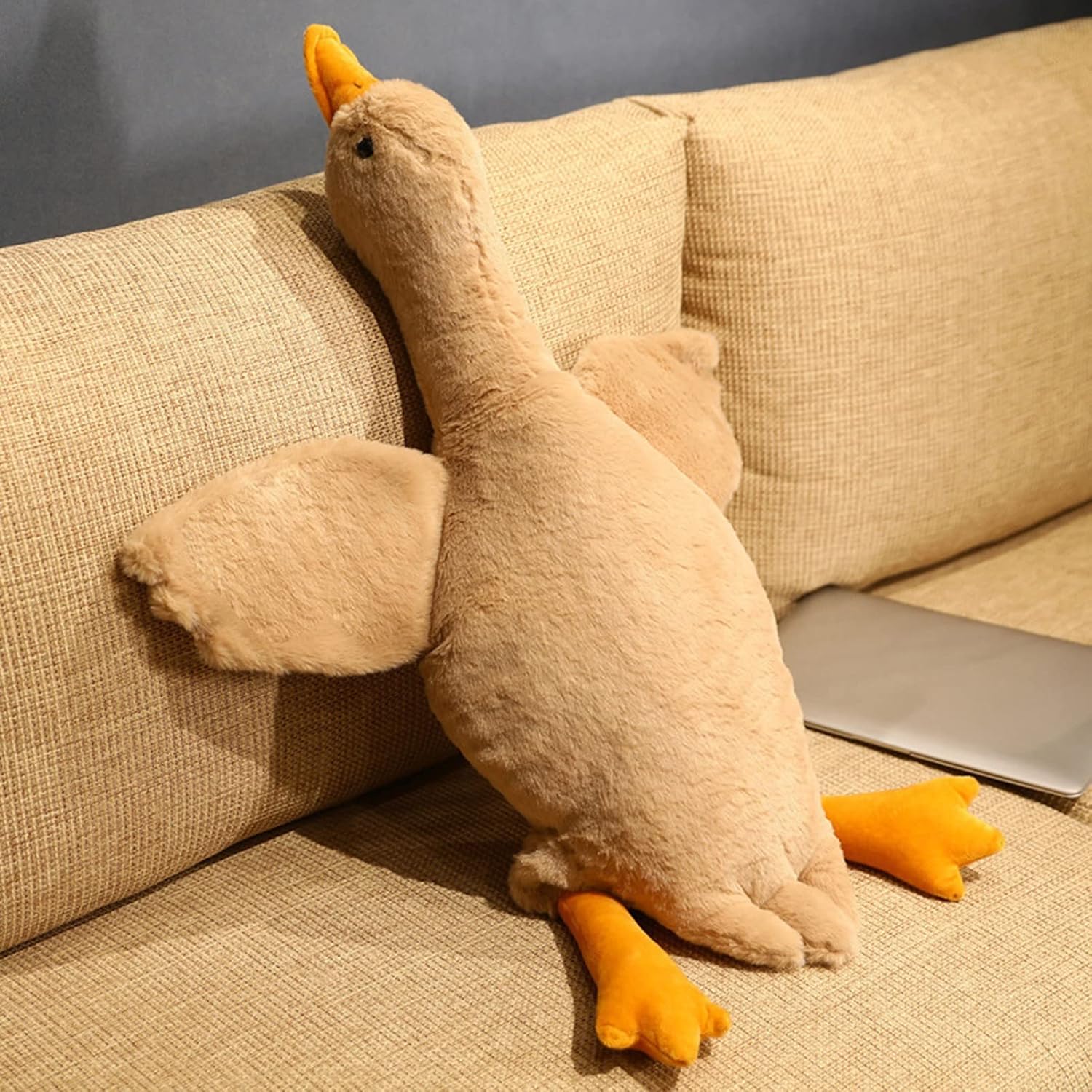 Funight Giant Goose Plushie, 50/90cm Cute Giant Goose Stuffed Animal Soft Plush Doll Toy Decor Birthday Gift for Girl Women Brown 19.69Inch